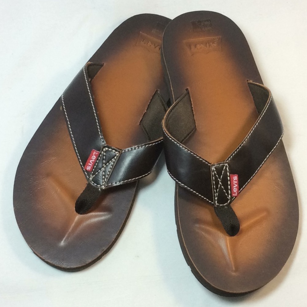 Levi’s men sandal flip-flop brown rubber sole Sz 9